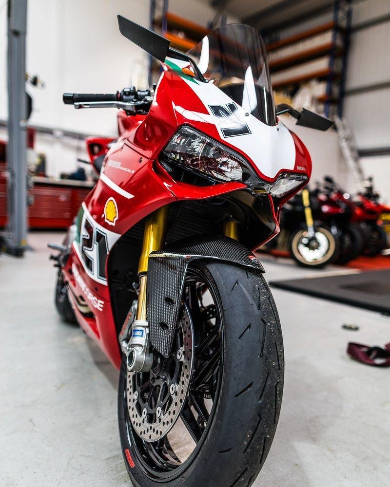 Ducati Panigale V4 Bayliss edition, workshop shoot